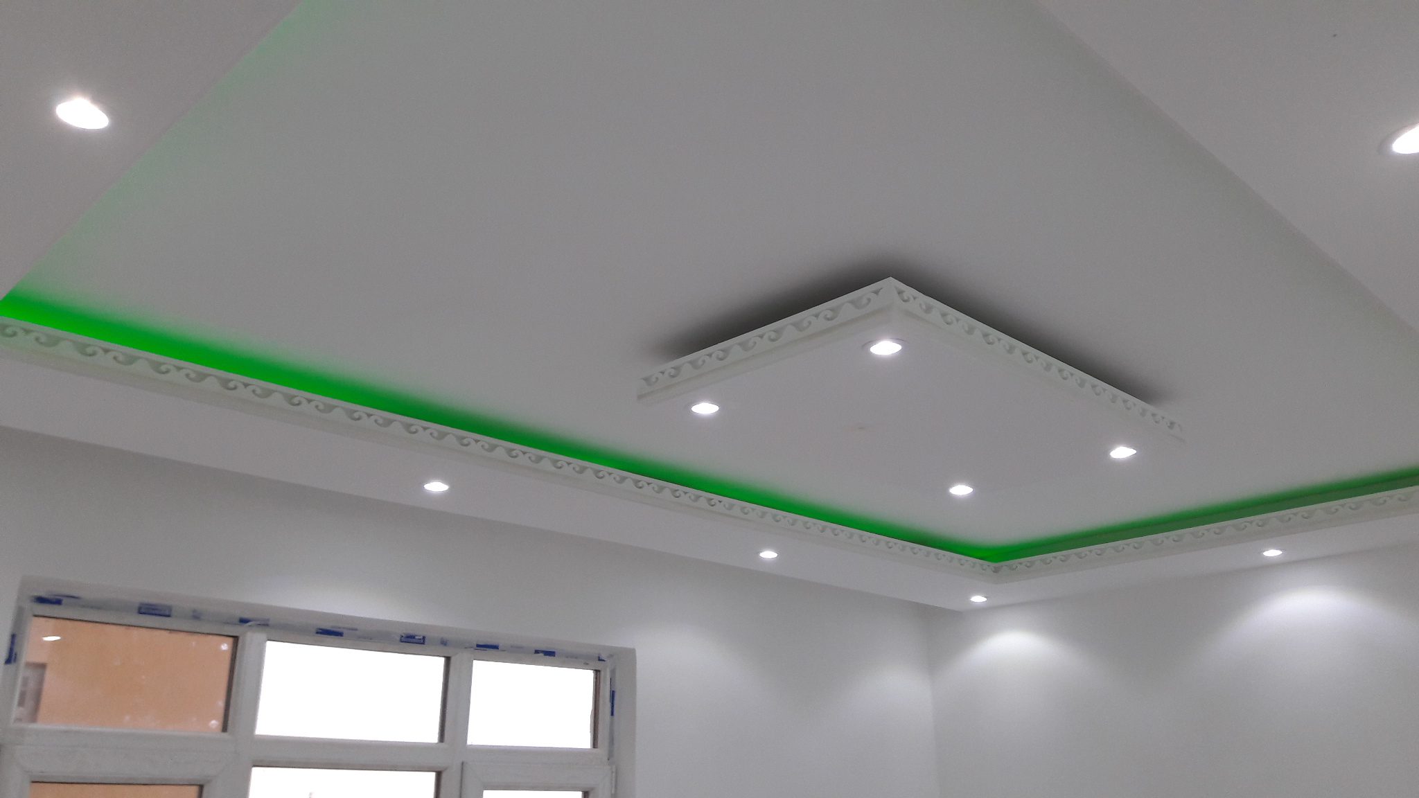 led tavan ışıklı